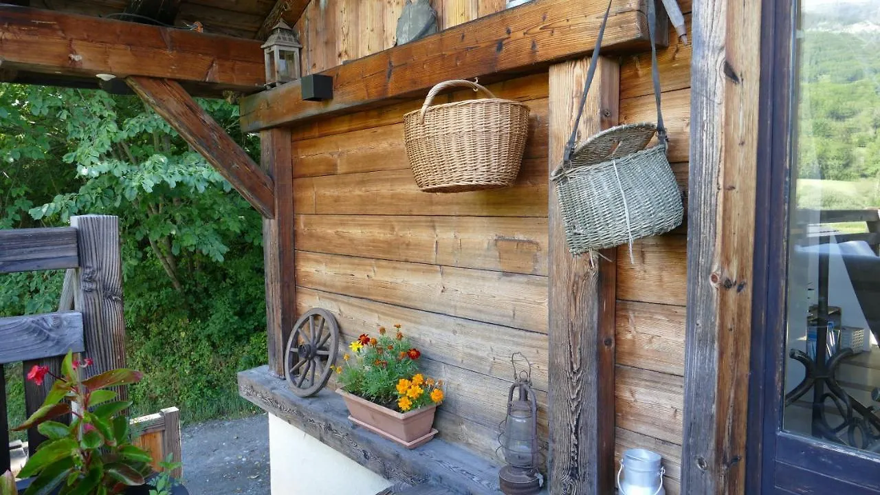 Magnifique Chalet Dans La Vallee De Chamonix Servoz